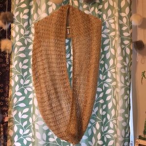 Infinity scarf